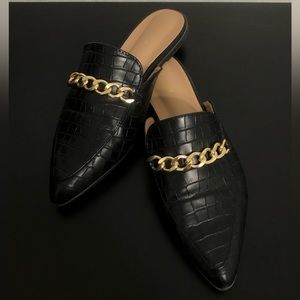 Tilocow mules size 8